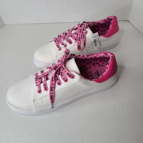 10W Barie Logo Pink White Lace Up Sneaker Lined Barbie Extra Wide Width Torrid - Picture 2 of 11